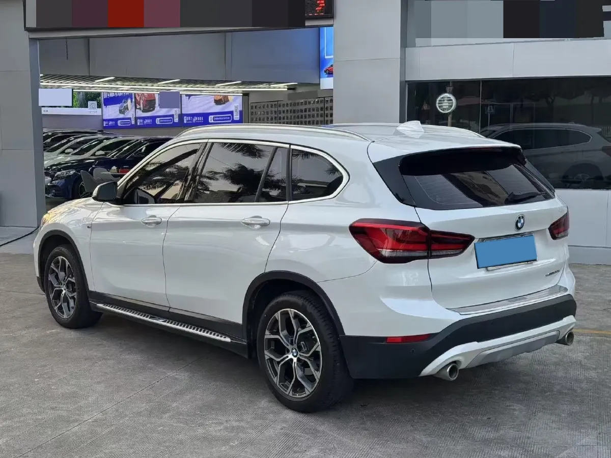 2020 BMW X1 1.5T 140HP L3 7DCT,autocango,china used car exporter,china ev exporter,chinese used car exporter,chinese used ev exporter