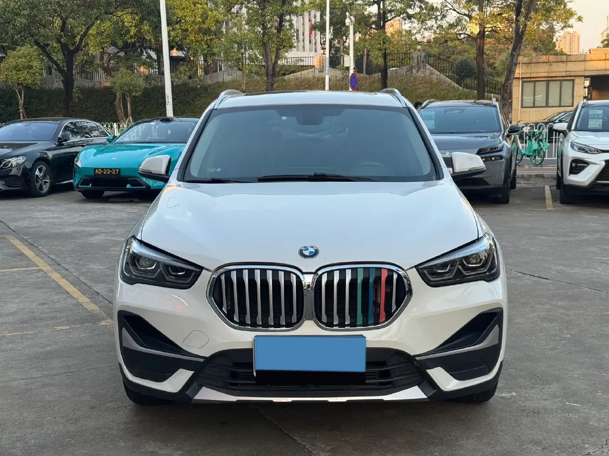 2020 BMW X1 1.5T 140HP L3 7DCT,autocango,china used car exporter,china ev exporter,chinese used car exporter,chinese used ev exporter