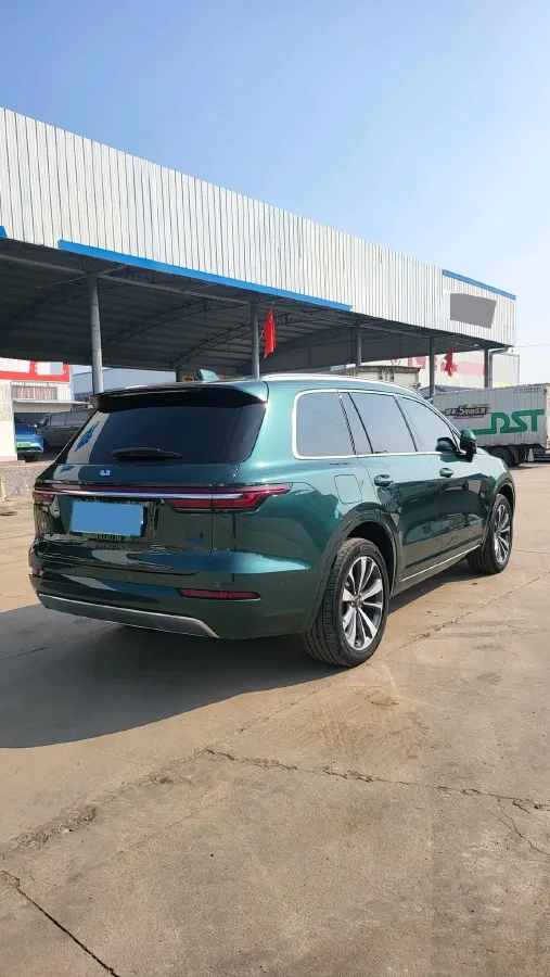 2021 Li ONE Range Extended 131HP REEV 40.5KWH,autocango,china used car exporter,china ev exporter,chinese used car exporter,chinese used ev exporter