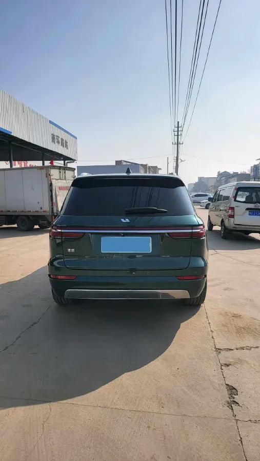 2021 Li ONE Range Extended 131HP REEV 40.5KWH,autocango,china used car exporter,china ev exporter,chinese used car exporter,chinese used ev exporter