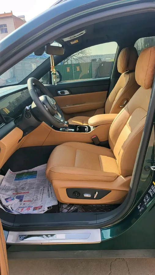 2021 Li ONE Range Extended 131HP REEV 40.5KWH,autocango,china used car exporter,china ev exporter,chinese used car exporter,chinese used ev exporter