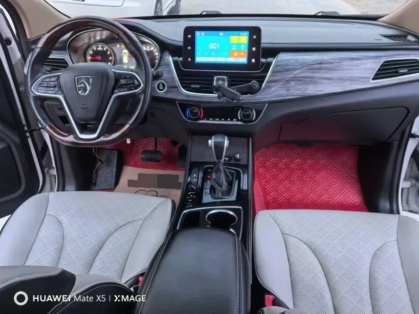 2017 BaoJun 730 1.5T 150HP L4 6DCT,autocango,china used car exporter,china ev exporter,chinese used car exporter,chinese used ev exporter