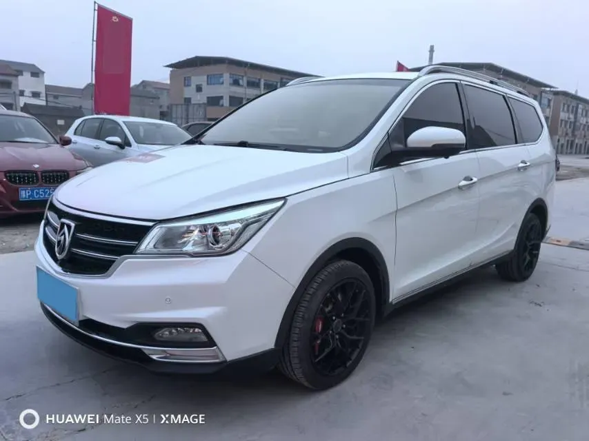 2017 BaoJun 730 1.5T 150HP L4 6DCT,autocango,china used car exporter,china ev exporter,chinese used car exporter,chinese used ev exporter