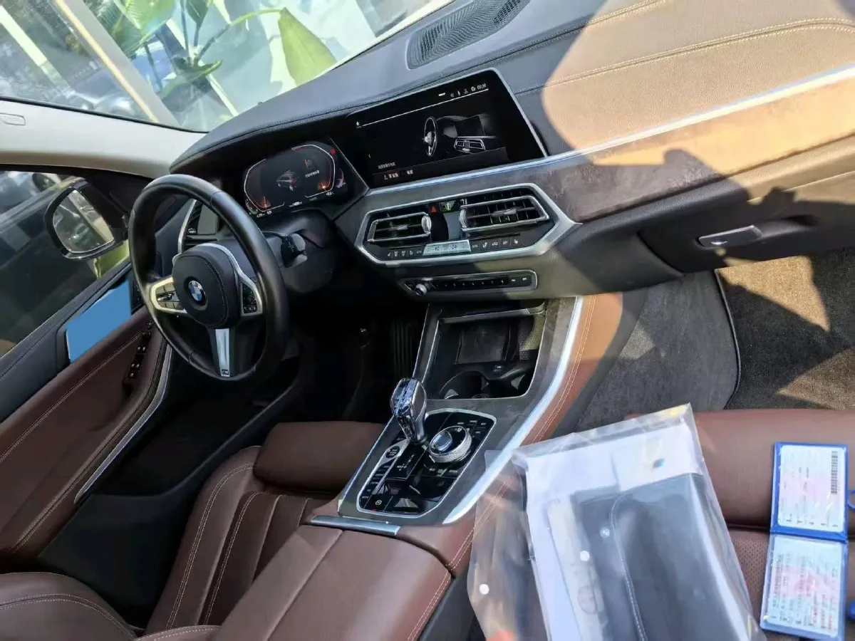 2021 BMW X5 2.0T 265HP L4 8AT,autocango,china used car exporter,china ev exporter,chinese used car exporter,chinese used ev exporter