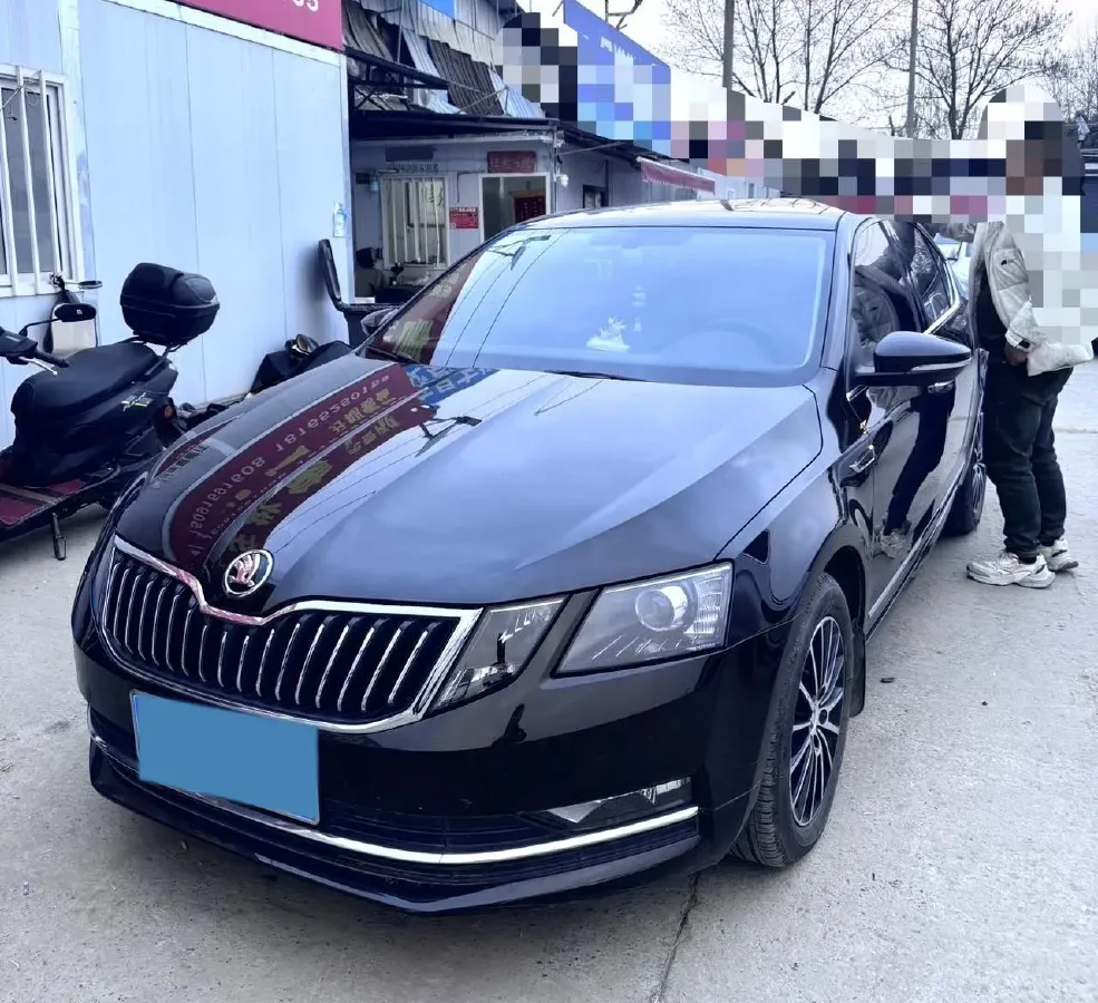 2020 Skoda Octavia 1.5L 113HP L4 6AT,autocango,china used car exporter,china ev exporter,chinese used car exporter,chinese used ev exporter