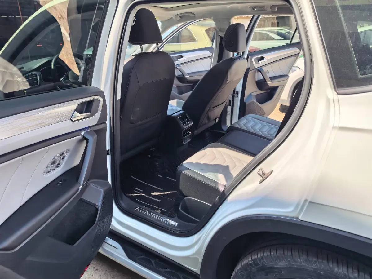 2022 Volkswagen Tayron 1.4T 150HP L4 7DCT,autocango,china used car exporter,china ev exporter,chinese used car exporter,chinese used ev exporter