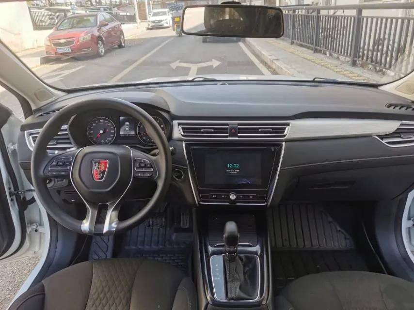 2020 Roewe i5 1.5L 120HP L4 CVT,autocango,china used car exporter,china ev exporter,chinese used car exporter,chinese used ev exporter