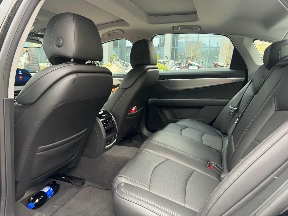 2026 Cadillac CT6 2.0T 237HP L4 10AT,autocango,china used car exporter,china ev exporter,chinese used car exporter,chinese used ev exporter