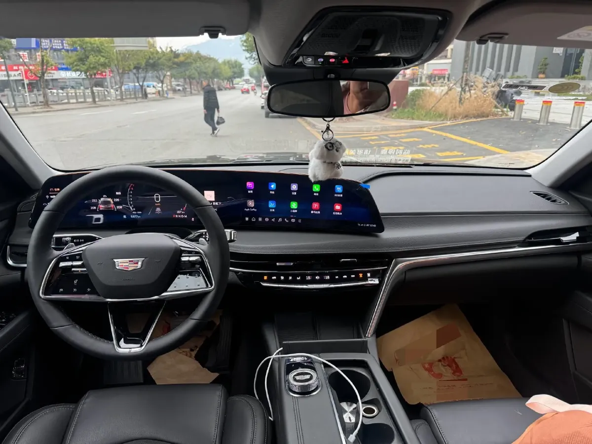 2026 Cadillac CT6 2.0T 237HP L4 10AT,autocango,china used car exporter,china ev exporter,chinese used car exporter,chinese used ev exporter