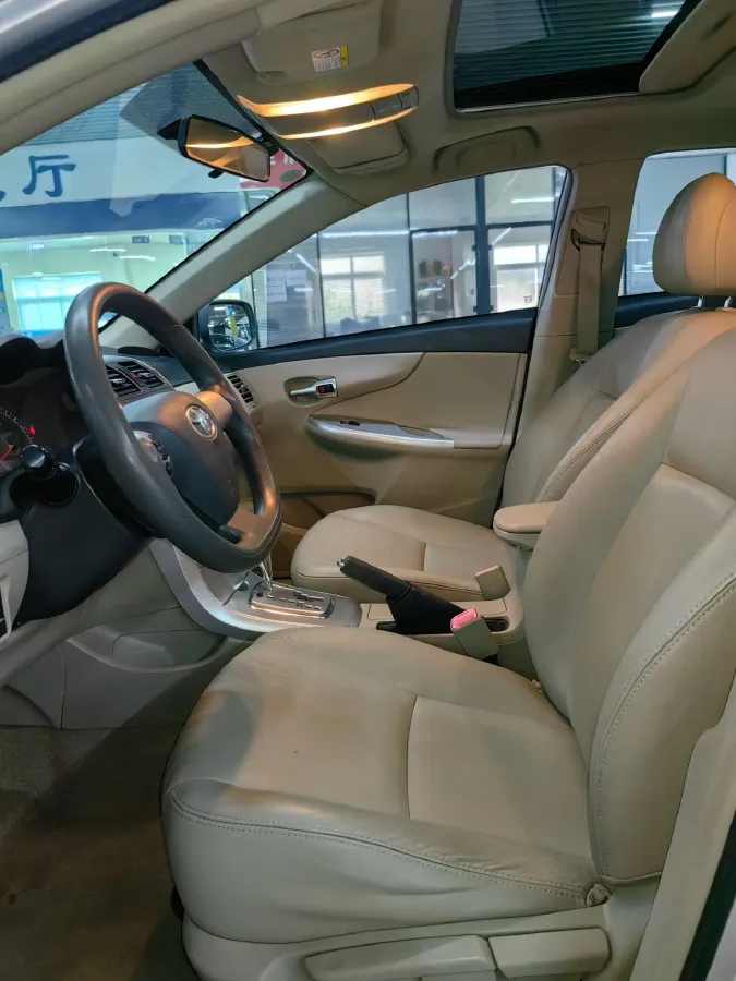 2013 Toyota Corolla 1.6L 122HP L4 4AT,autocango,china used car exporter,china ev exporter,chinese used car exporter,chinese used ev exporter