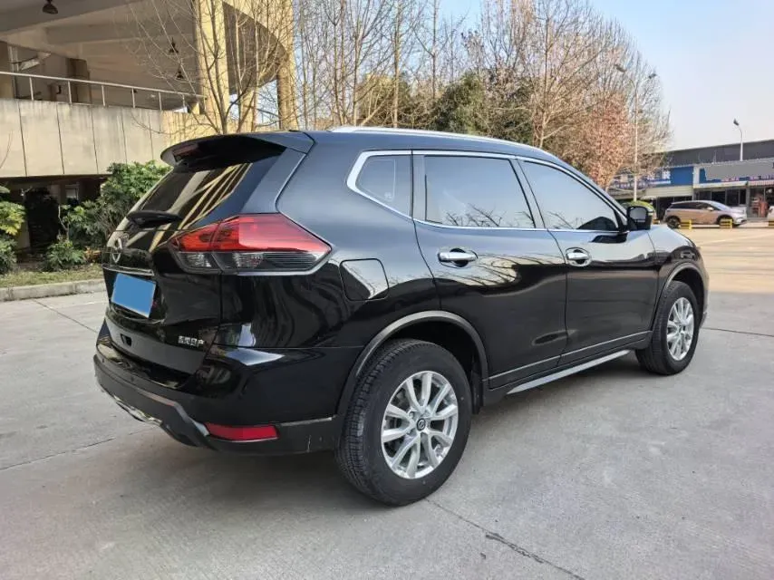 2023 Nissan X-Trail 2.0L 151HP L4 CVT,autocango,china used car exporter,china ev exporter,chinese used car exporter,chinese used ev exporter