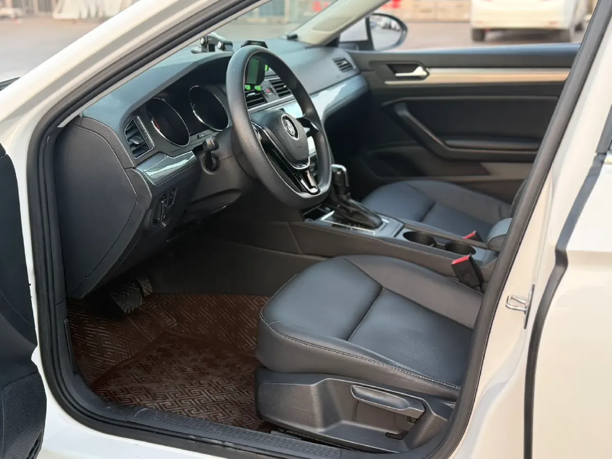 2018 Volkswagen Lamando 1.4T 131HP L4 7DCT,autocango,china used car exporter,china ev exporter,chinese used car exporter,chinese used ev exporter