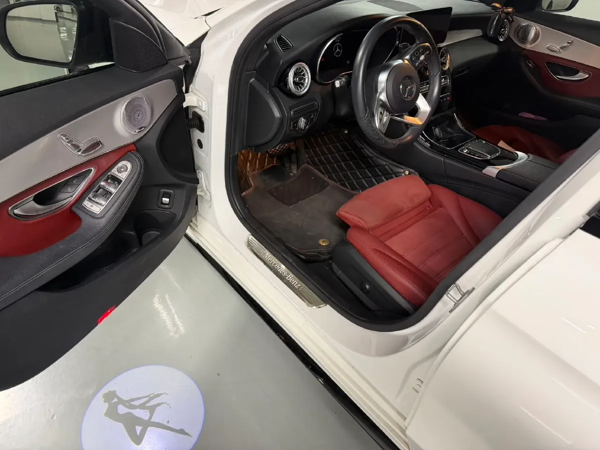 2021 Mercedes-Benz C Class 1.5T 184HP L4 9AT,autocango,china used car exporter,china ev exporter,chinese used car exporter,chinese used ev exporter