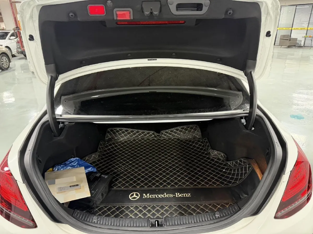 2021 Mercedes-Benz C Class 1.5T 184HP L4 9AT,autocango,china used car exporter,china ev exporter,chinese used car exporter,chinese used ev exporter