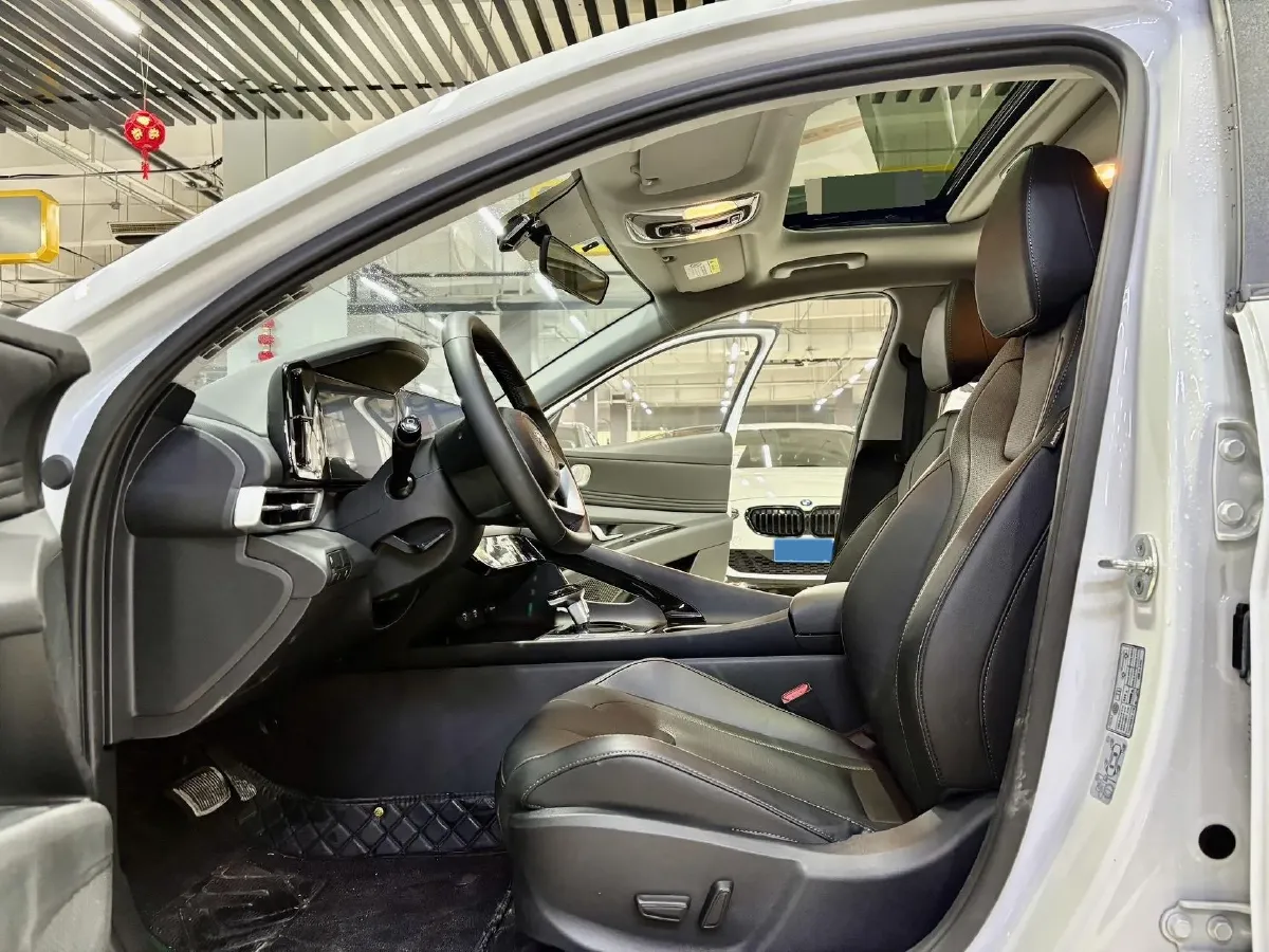 2022 Hyundai Elantra 1.5L 115HP L4 CVT,autocango,china used car exporter,china ev exporter,chinese used car exporter,chinese used ev exporter