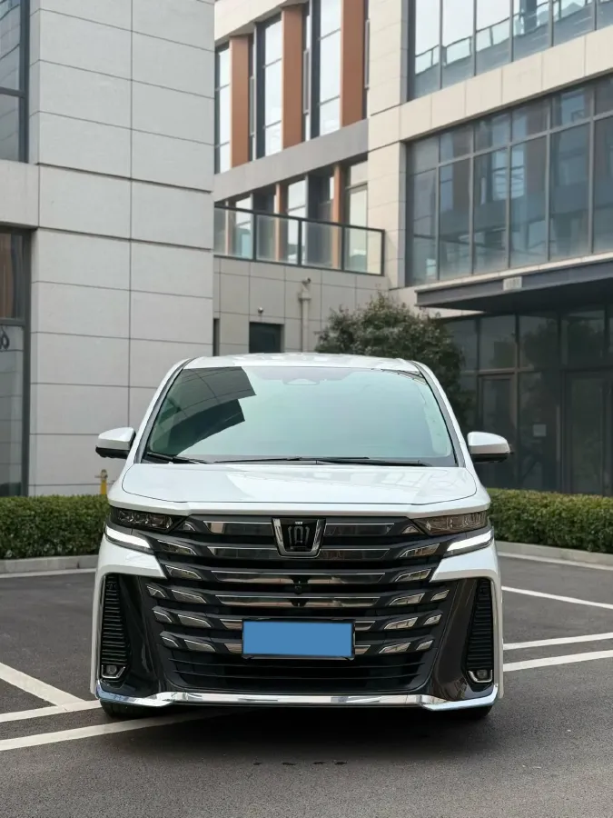 2024 Toyota Vellfire 2.5L 190HP L4 E-CVT Hybrid,autocango,china used car exporter,china ev exporter,chinese used car exporter,chinese used ev exporter