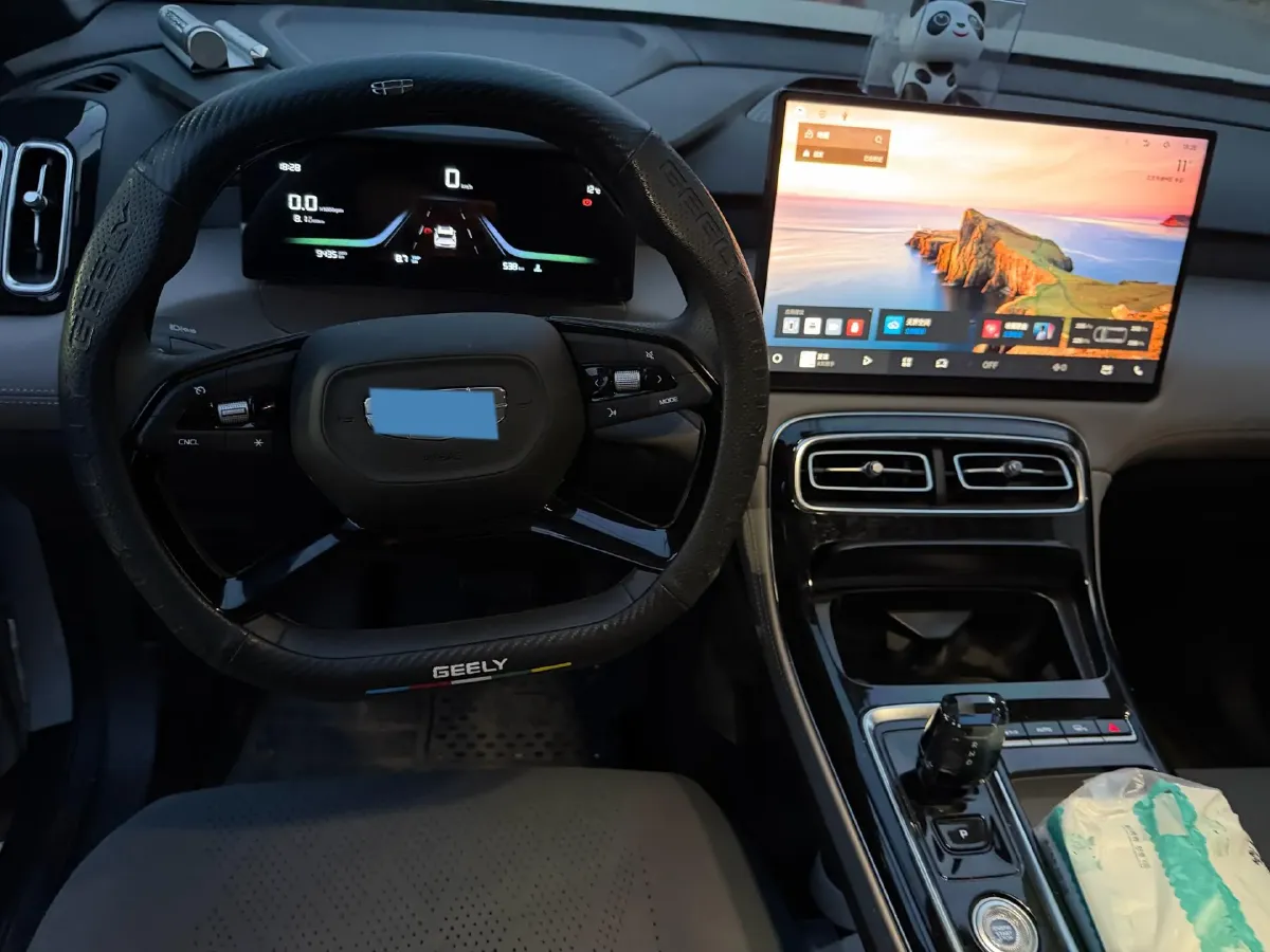2025 Geely StarRay 1.5T 181HP L4 7DCT,autocango,china used car exporter,china ev exporter,chinese used car exporter,chinese used ev exporter