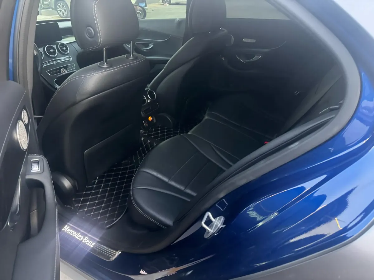 2021 Mercedes-Benz C Class 1.5T 184HP L4 9AT,autocango,china used car exporter,china ev exporter,chinese used car exporter,chinese used ev exporter