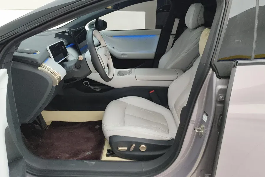 2024 Xpeng P7+ BEV 60.7KWH,autocango,china used car exporter,china ev exporter,chinese used car exporter,chinese used ev exporter