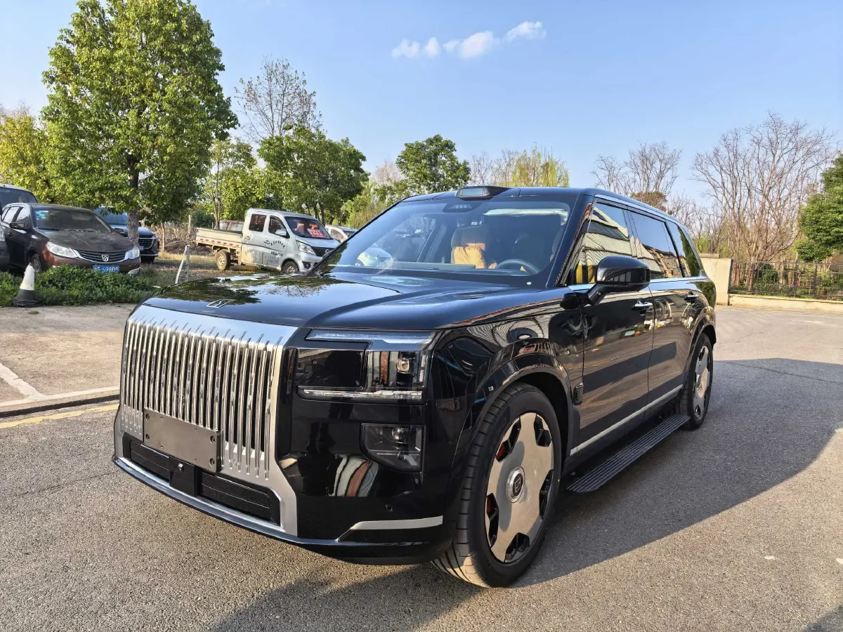 2025 Zeekr 9X 2.0T 279HP L4 1DHT PHEV,autocango,china used car exporter,china ev exporter,chinese used car exporter,chinese used ev exporter