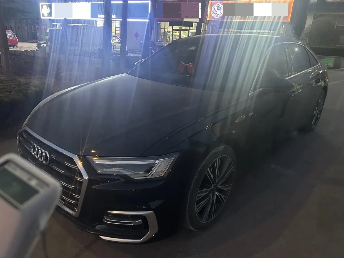 2023 Audi A6L 2.0T 245HP L4 7DCT,autocango,china used car exporter,china ev exporter,chinese used car exporter,chinese used ev exporter