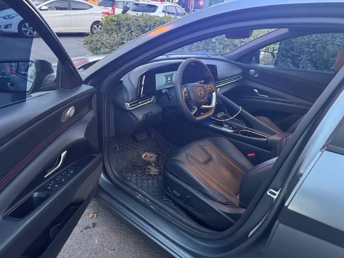 2022 Hyundai Elantra 1.5L 115HP L4 CVT,autocango,china used car exporter,china ev exporter,chinese used car exporter,chinese used ev exporter