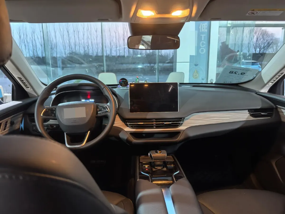 2024 HongQi E-QM5 BEV 72KWH,autocango,china used car exporter,china ev exporter,chinese used car exporter,chinese used ev exporter