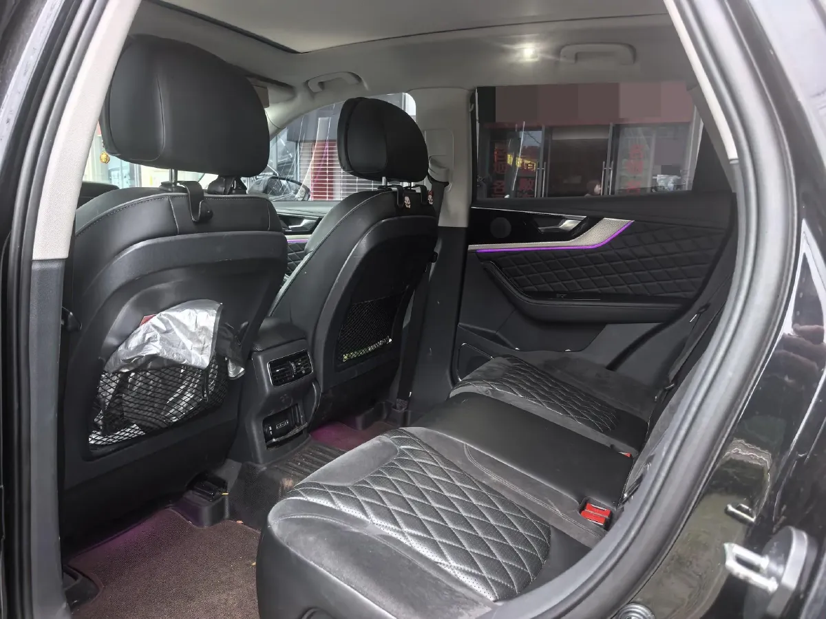 2019 HongQi HS5 2.0T 224HP L4 6AT,autocango,china used car exporter,china ev exporter,chinese used car exporter,chinese used ev exporter