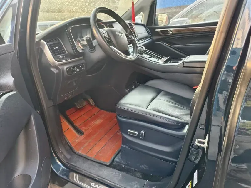 2021 GAC Trumpchi M8 2.0T 252HP L4 8AT,autocango,china used car exporter,china ev exporter,chinese used car exporter,chinese used ev exporter