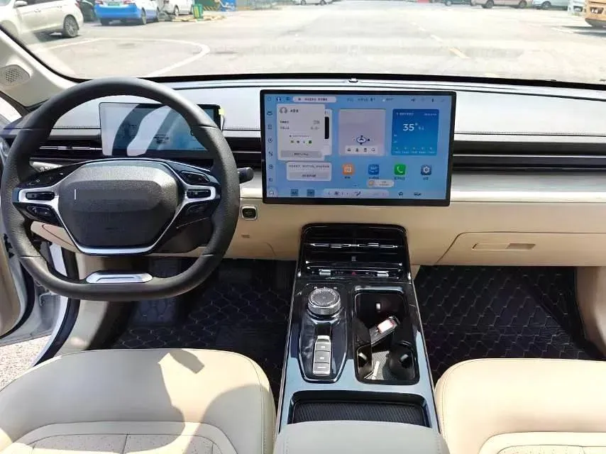 2024 WuLing XingGuang BEV 54.5KWH,autocango,china used car exporter,china ev exporter,chinese used car exporter,chinese used ev exporter