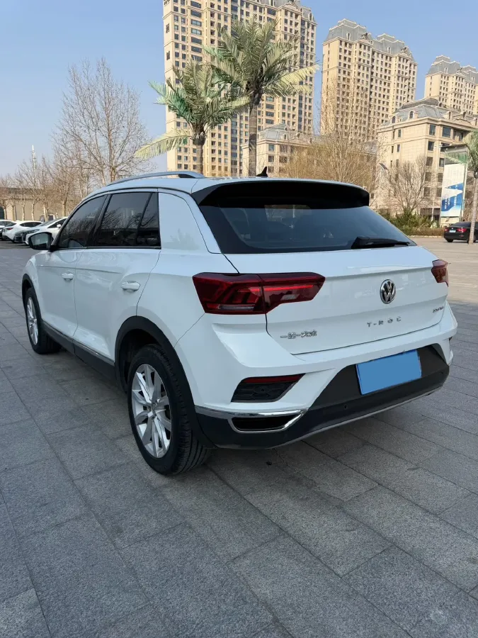 2019 Volkswagen T-Roc 1.4T 131HP L4 7DCT,autocango,china used car exporter,china ev exporter,chinese used car exporter,chinese used ev exporter
