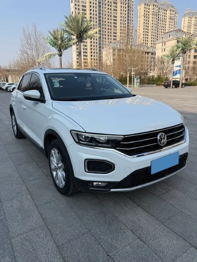 2019 Volkswagen T-Roc 1.4T 131HP L4 7DCT,autocango,china used car exporter,china ev exporter,chinese used car exporter,chinese used ev exporter