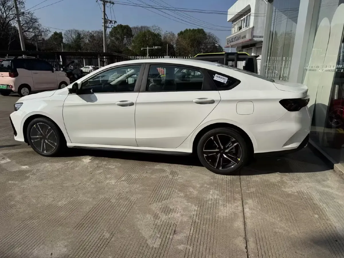 2024 Geely Binray 1.5T 181HP L4 7DCT,autocango,china used car exporter,china ev exporter,chinese used car exporter,chinese used ev exporter