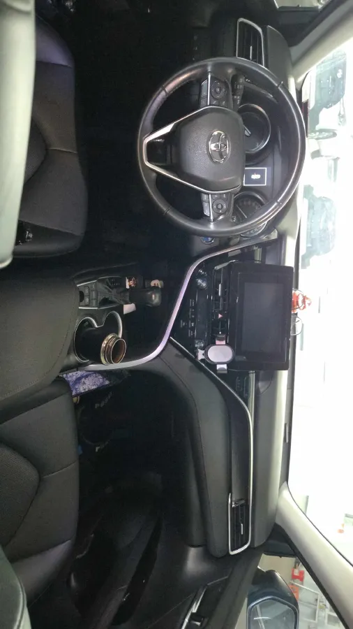 2023 Toyota Camry 2.5L 178HP L4 E-CVT Hybrid,autocango,china used car exporter,china ev exporter,chinese used car exporter,chinese used ev exporter