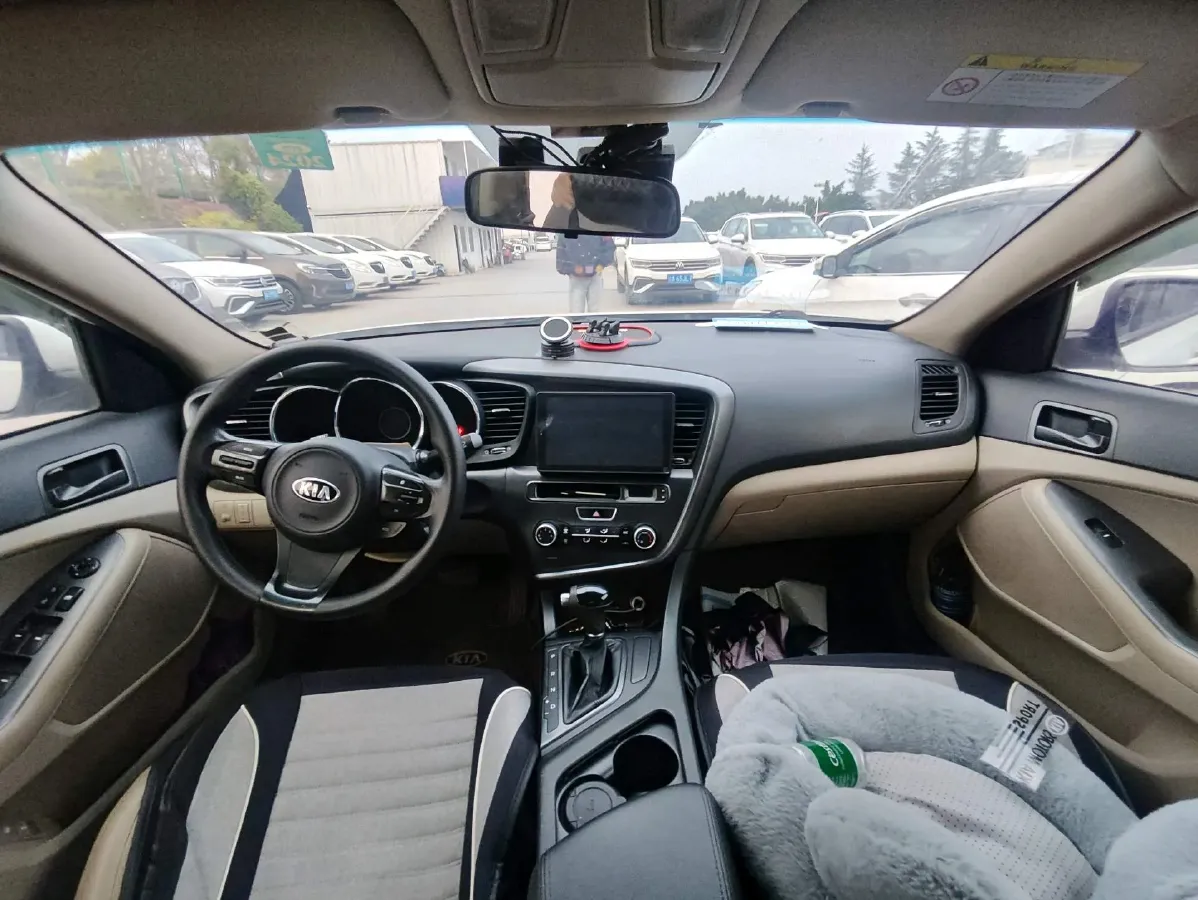 2016 Kia K5 2.0L 161HP L4 6AT,autocango,china used car exporter,china ev exporter,chinese used car exporter,chinese used ev exporter