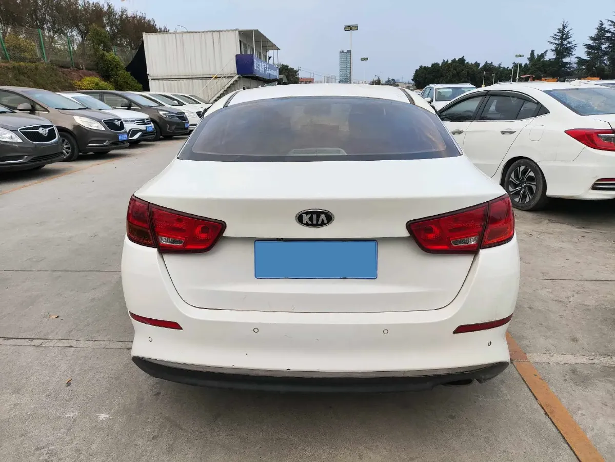 2016 Kia K5 2.0L 161HP L4 6AT,autocango,china used car exporter,china ev exporter,chinese used car exporter,chinese used ev exporter