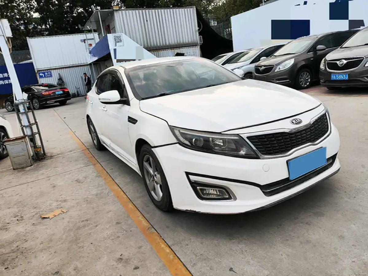 2016 Kia K5 2.0L 161HP L4 6AT,autocango,china used car exporter,china ev exporter,chinese used car exporter,chinese used ev exporter