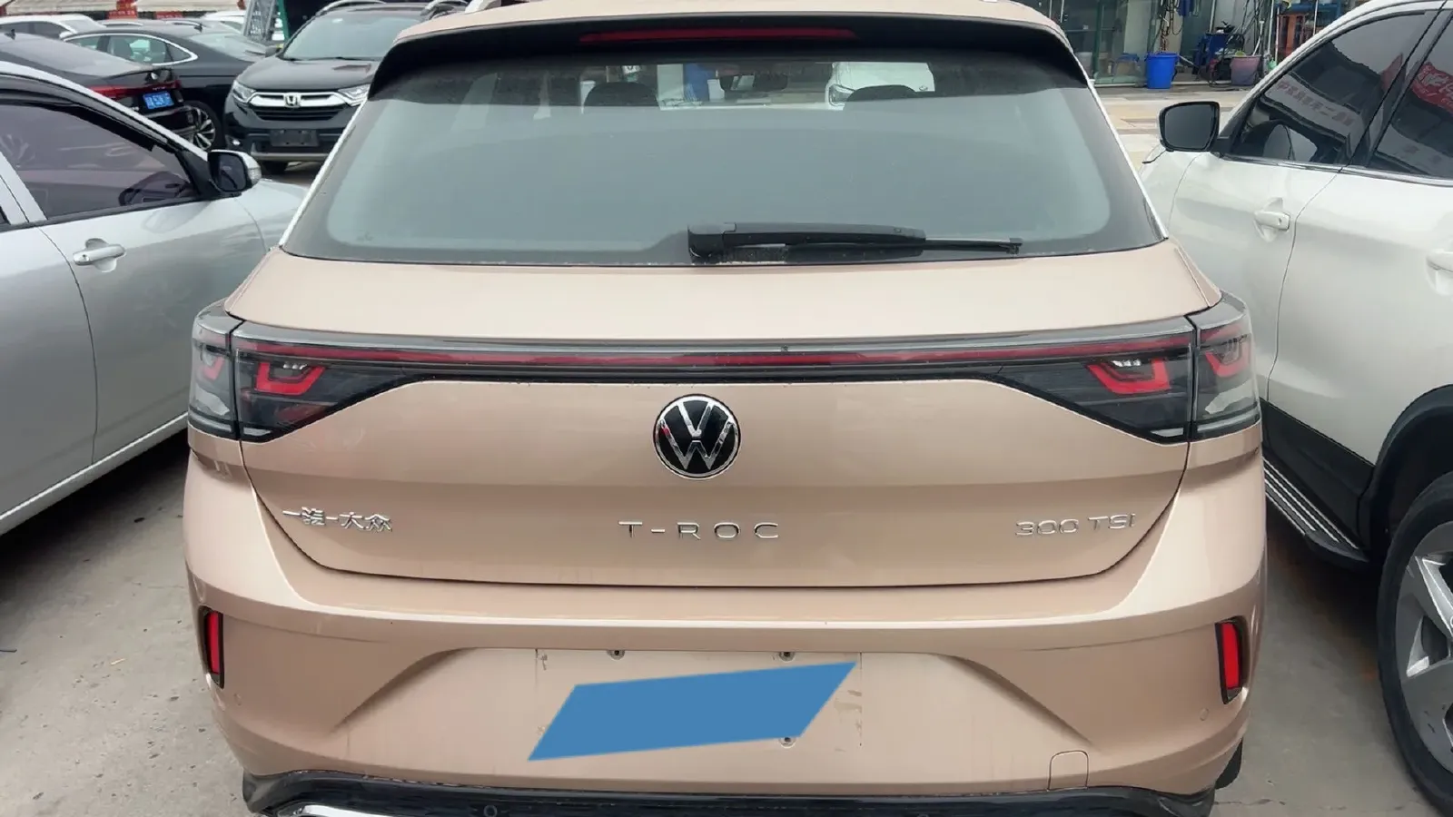 2023 Volkswagen T-Roc 1.5T 160HP L4 7DCT,autocango,china used car exporter,china ev exporter,chinese used car exporter,chinese used ev exporter