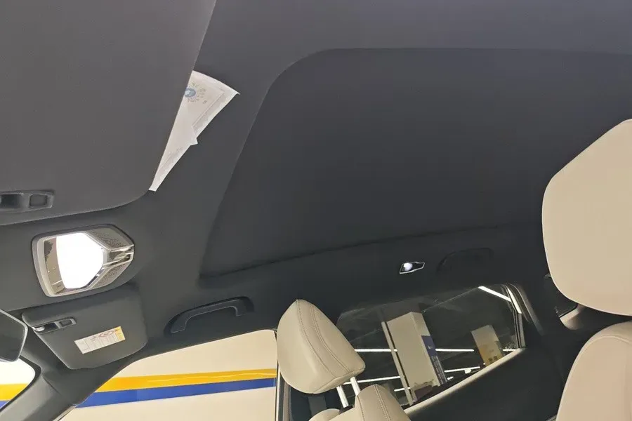 2023 Geely Azkarra 1.5T 181HP L4 7DCT,autocango,china used car exporter,china ev exporter,chinese used car exporter,chinese used ev exporter