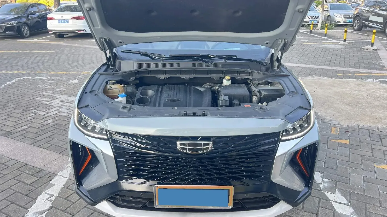 2022 Geely Azkarra 1.8T 184HP L4 7DCT,autocango,china used car exporter,china ev exporter,chinese used car exporter,chinese used ev exporter