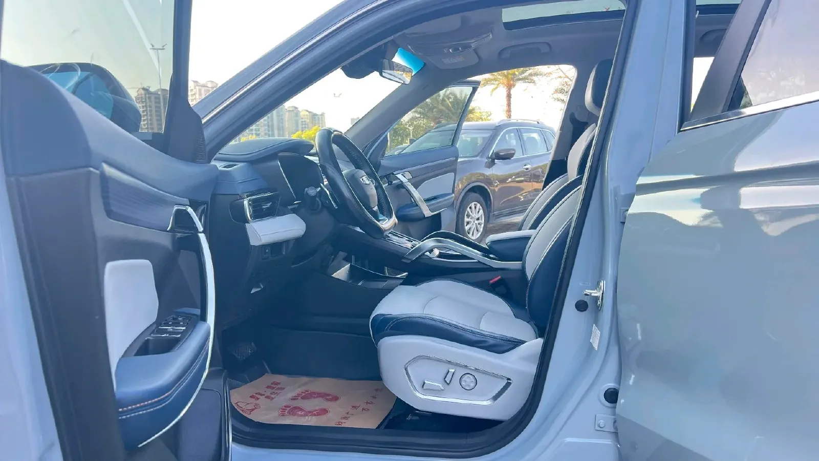 2022 Geely Azkarra 1.8T 184HP L4 7DCT,autocango,china used car exporter,china ev exporter,chinese used car exporter,chinese used ev exporter