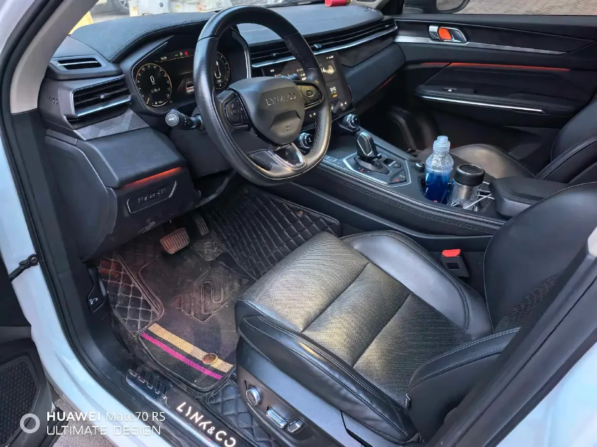 2021 LYNK&CO 01 2.0T 218HP L4 8AT,autocango,china used car exporter,china ev exporter,chinese used car exporter,chinese used ev exporter