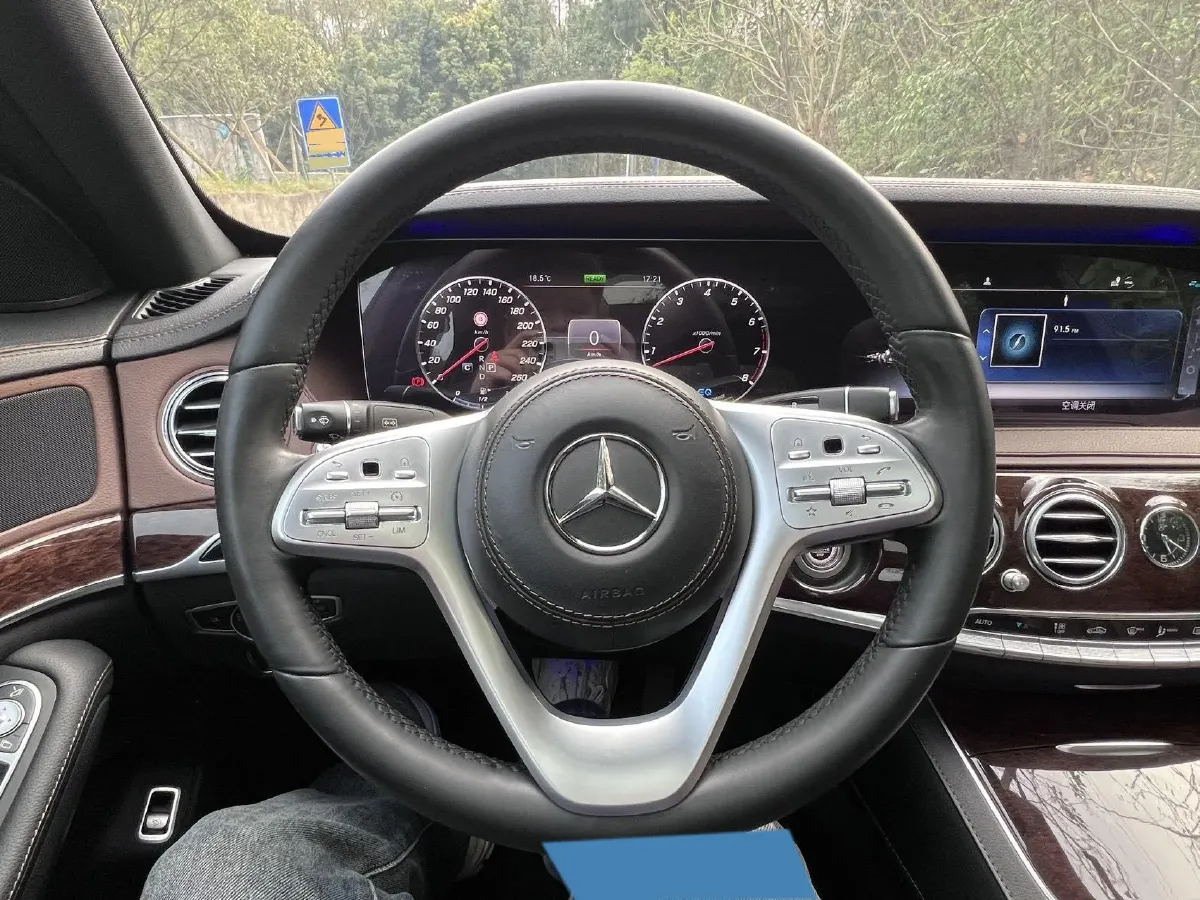 2020 Mercedes-Benz S Class 3.0T 299HP L6 9AT,autocango,china used car exporter,china ev exporter,chinese used car exporter,chinese used ev exporter