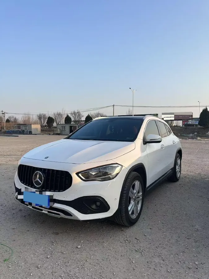 2020 Mercedes-Benz GLA Class 1.3T 136HP L4 7DCT,autocango,china used car exporter,china ev exporter,chinese used car exporter,chinese used ev exporter