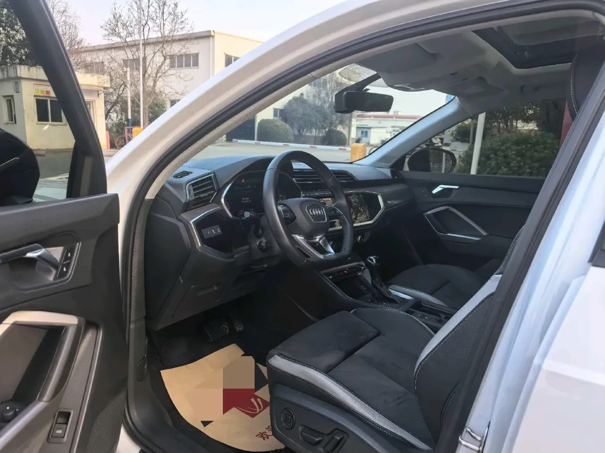 2023 Audi Q3 1.4T 150HP L4 7DCT,autocango,china used car exporter,china ev exporter,chinese used car exporter,chinese used ev exporter