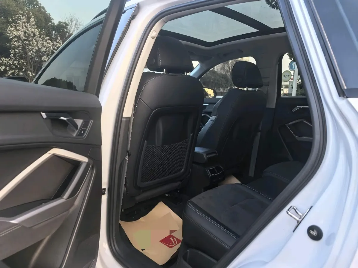 2023 Audi Q3 1.4T 150HP L4 7DCT,autocango,china used car exporter,china ev exporter,chinese used car exporter,chinese used ev exporter