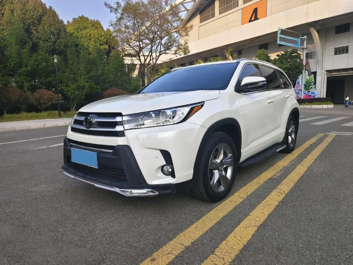 2018 Toyota Highlander 2.0T 220HP L4 6AT,autocango,china used car exporter,china ev exporter,chinese used car exporter,chinese used ev exporter