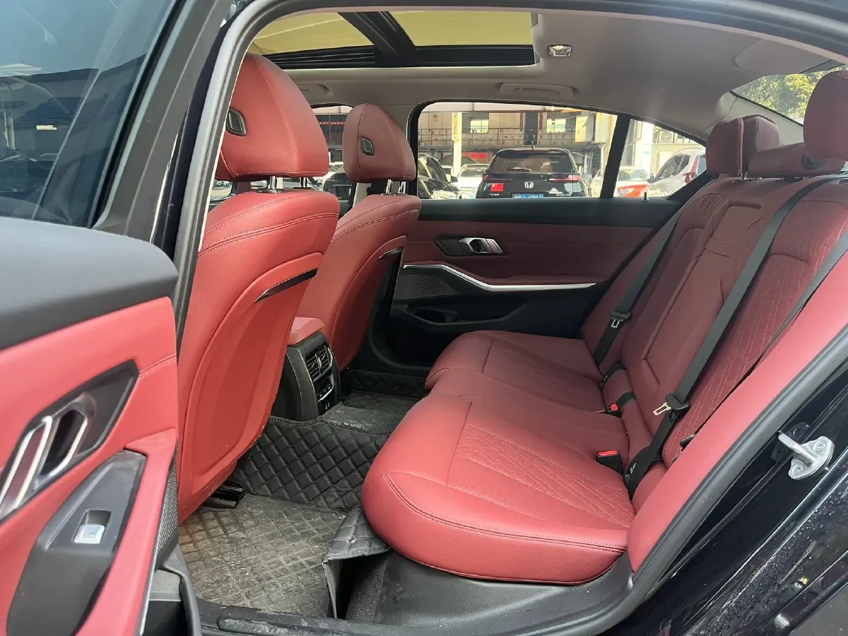 2025 BMW i3 BEV 70KWH,autocango,china used car exporter,china ev exporter,chinese used car exporter,chinese used ev exporter