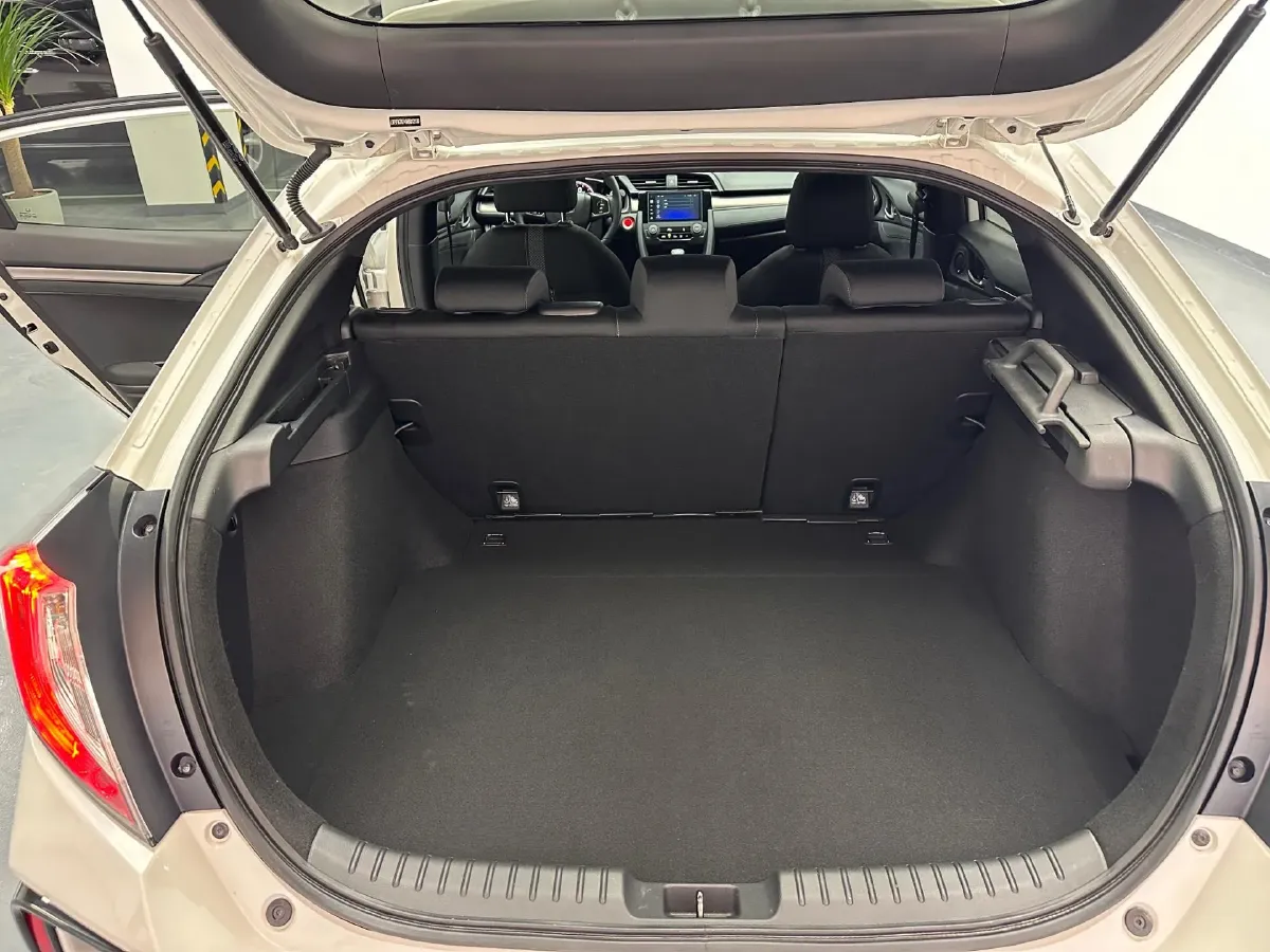 2021 Honda Civic 1.5T 177HP L4 CVT,autocango,china used car exporter,china ev exporter,chinese used car exporter,chinese used ev exporter