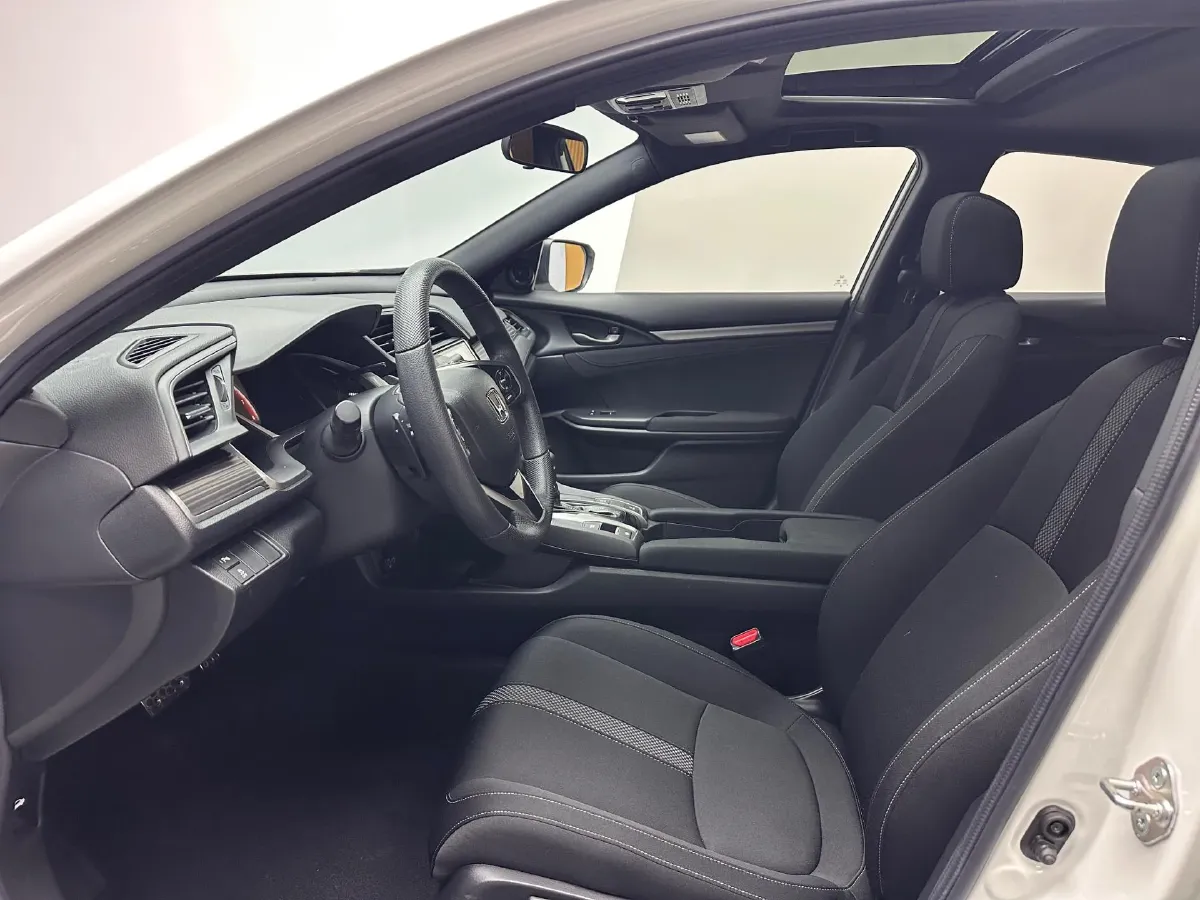 2021 Honda Civic 1.5T 177HP L4 CVT,autocango,china used car exporter,china ev exporter,chinese used car exporter,chinese used ev exporter